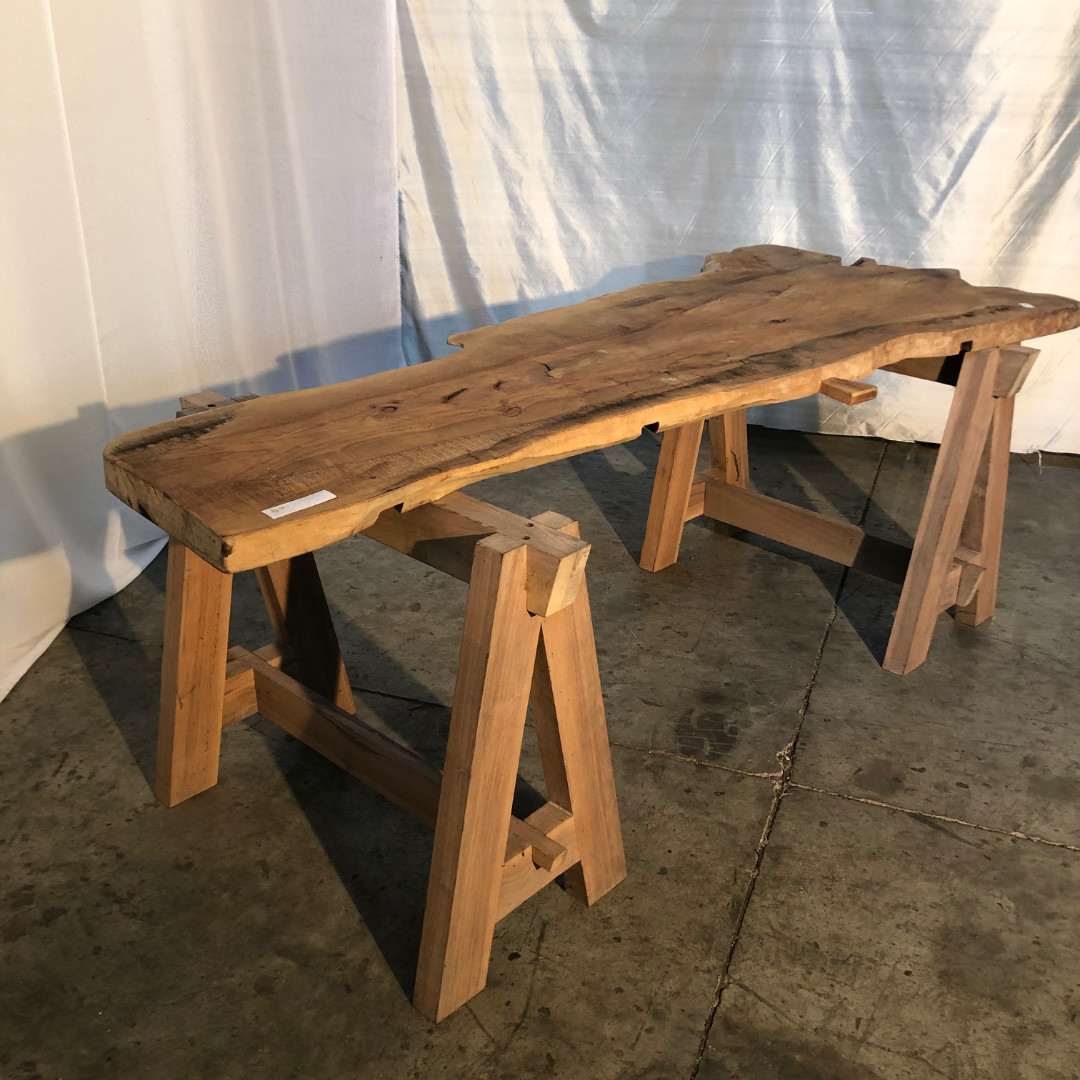 Tavolo Artigianale in Quercia Massello con Bordo Rustico Live Edge (225 cm) - immagine 2